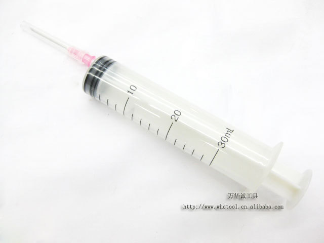 精准点胶的工业利器 30ML注射器的选择与应用解析